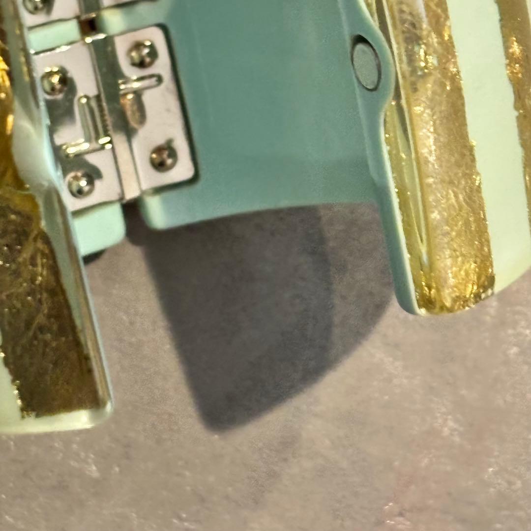 【新品未使用】CHANEL ストライプ柄 ココマーク バングル ゴールド×水色