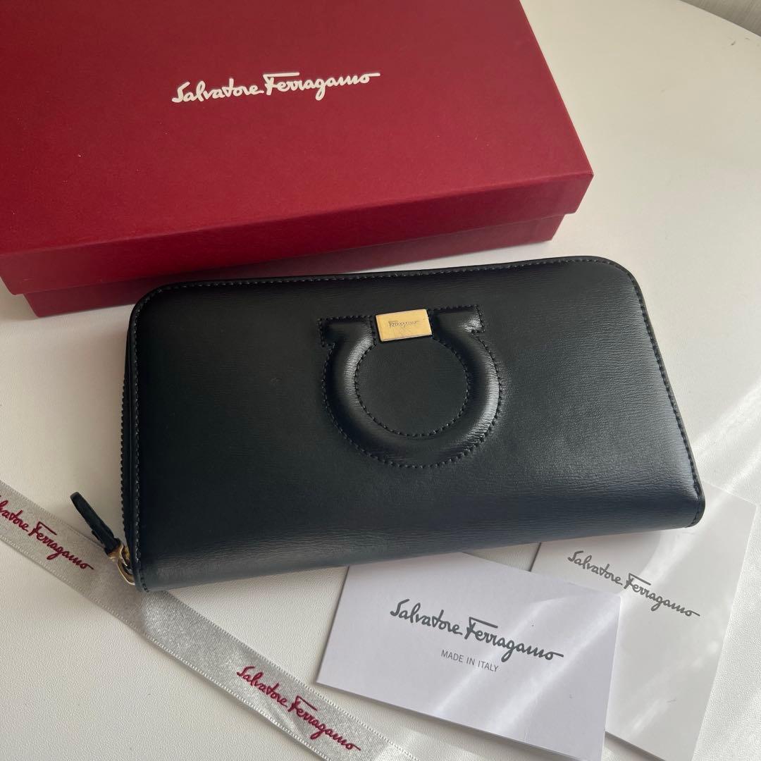 473 美品 Ferragamo サルバトーレフェラガモ 長財布