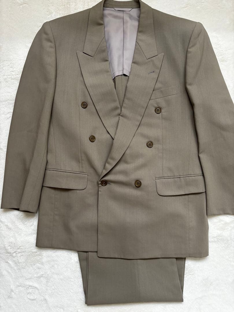Christian Dior ダブルブレストスーツ ベージュ