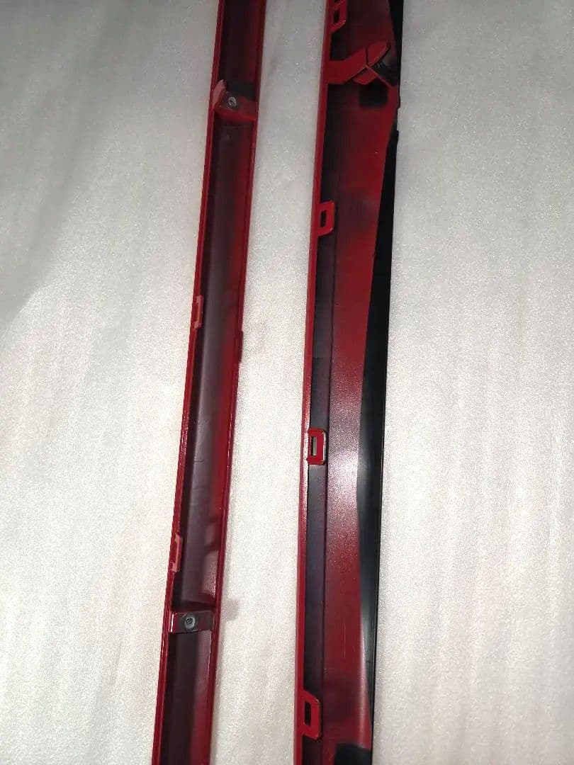 ★未使用★アルトターボRS純正フロント、リヤバンパ－ロアガーニッシュピュアレッド