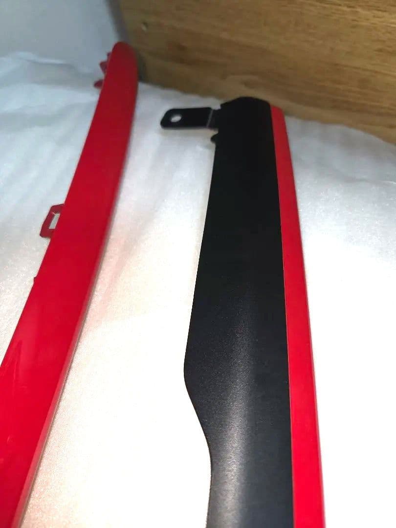 ★未使用★アルトターボRS純正フロント、リヤバンパ－ロアガーニッシュピュアレッド