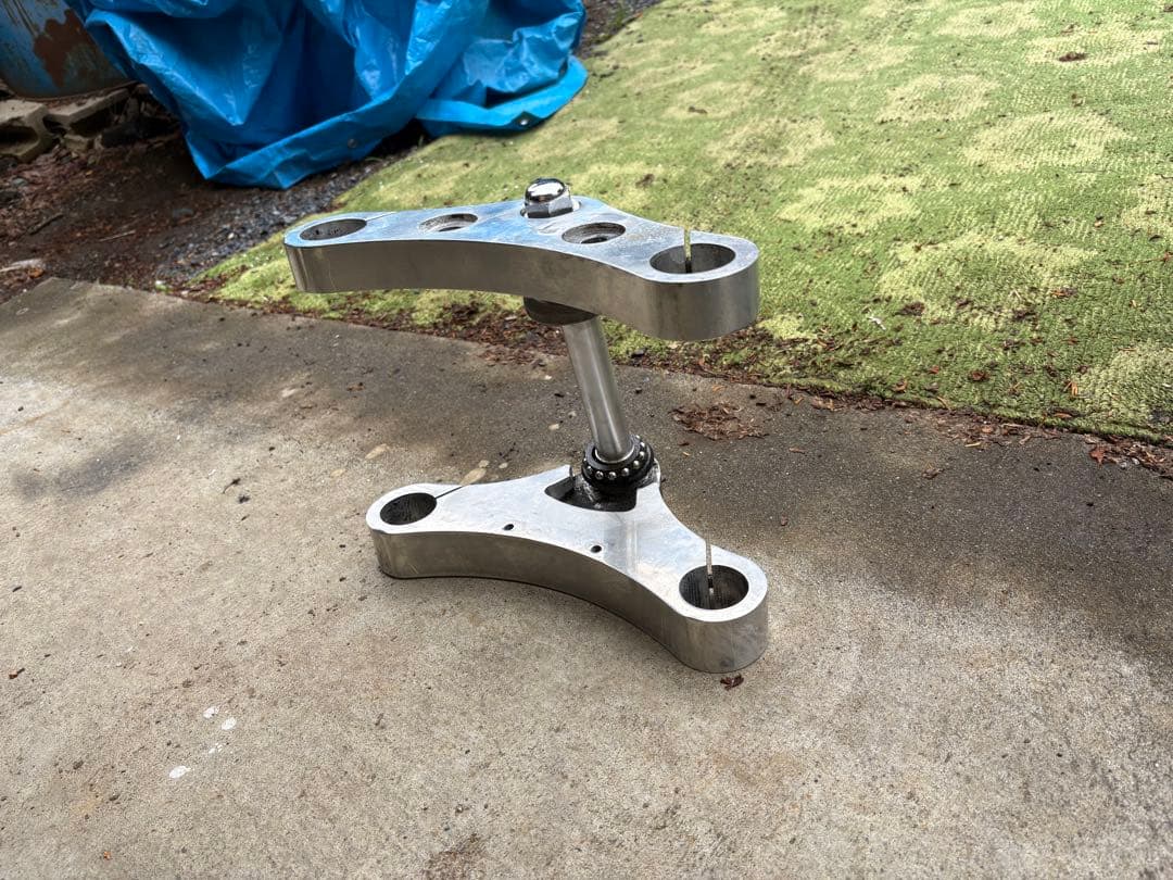 ドラックスター400 社外トリプルツリー