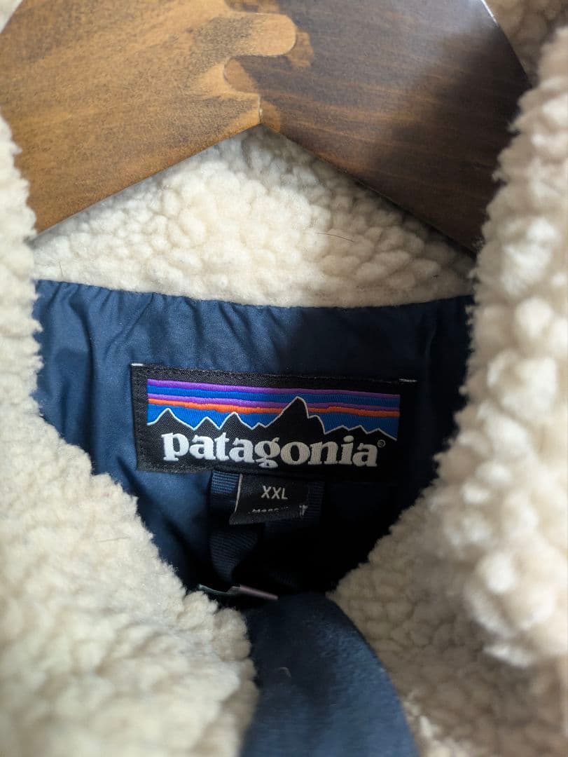 パタゴニアネイビー ダウンジャケット(レディース)
