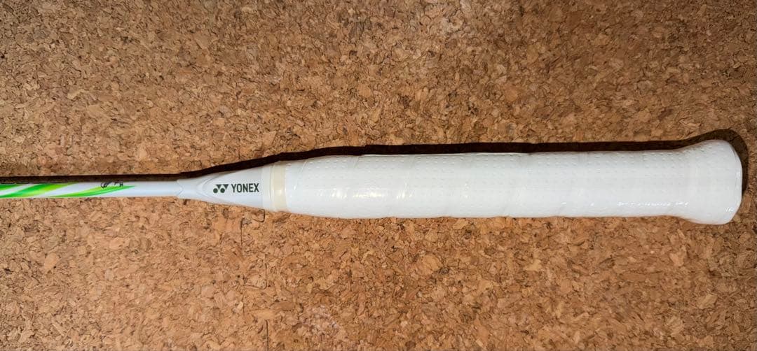 YONEX アストロクス 100zz va 4U6 AX100ZVA 新品