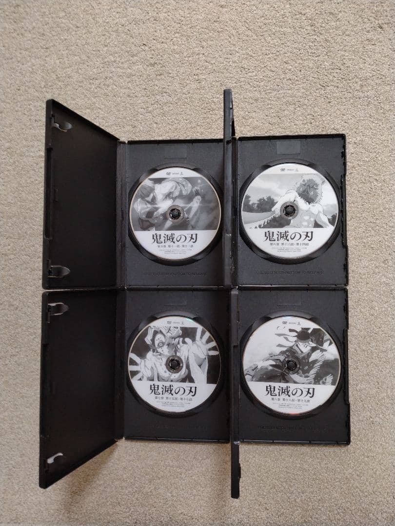 【最終半額】鬼滅の刃DVD＋色々セット