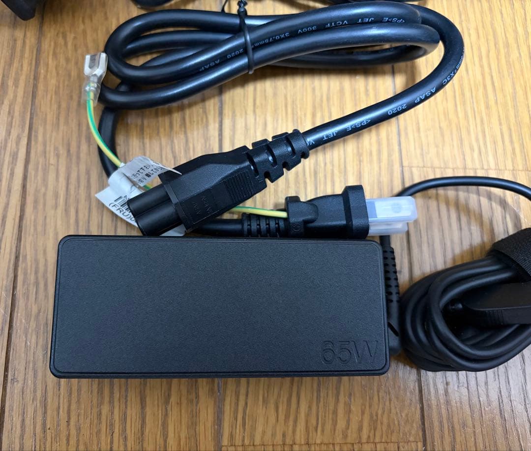 ミニPC Lenovo ThinkCentre M75q-1 Tiny 135W 16GB