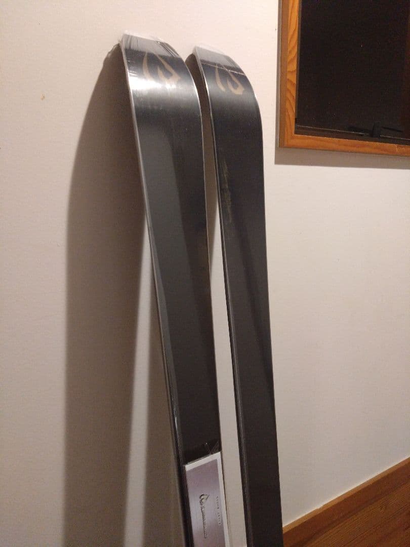 新品未使用★正規★保証書完備IDONEモーグルMRCE172㎝最新モデル