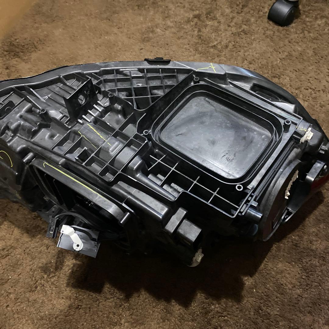 メルセデスベンツ　Ａクラスヘッドライト左