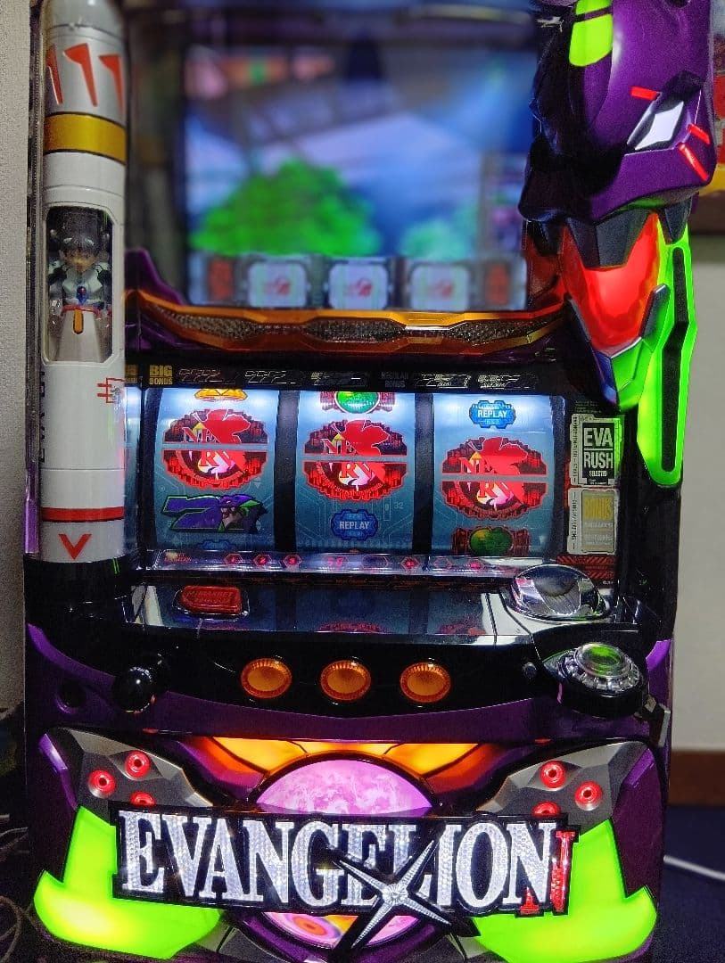 エヴァンゲリオン スロットマシン 本体と鍵2本