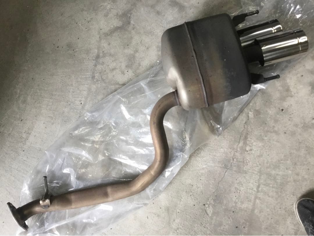 前期 2017年式 レクサス RC F 純正マフラー 左右リヤピース USC10