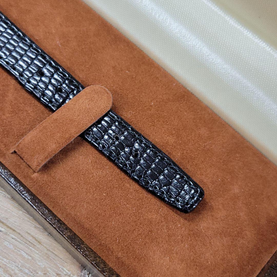 純正ケース付き GUCCI グッチ レディース腕時計 スクエアフェイス 革ベルト