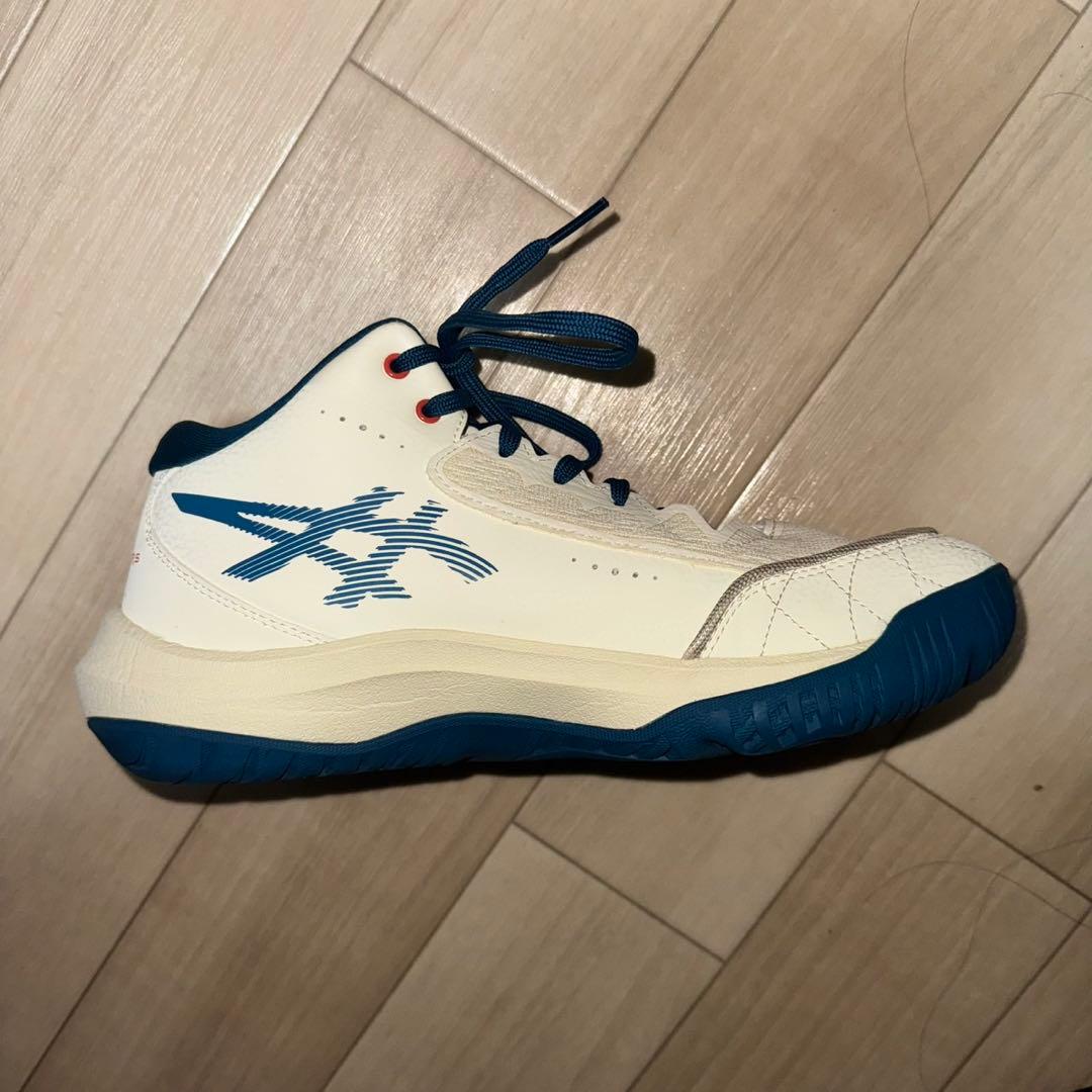 asics バスケットボールシューズ 25.5cm