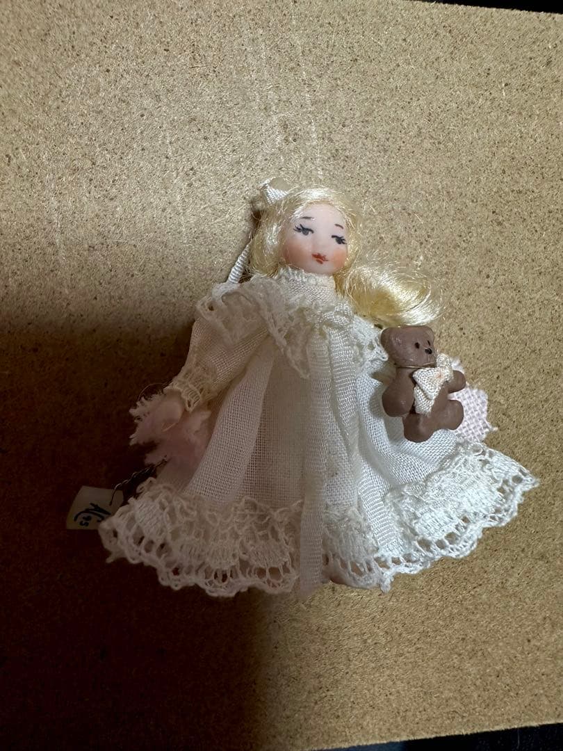 アンティークドール　ガラスケース