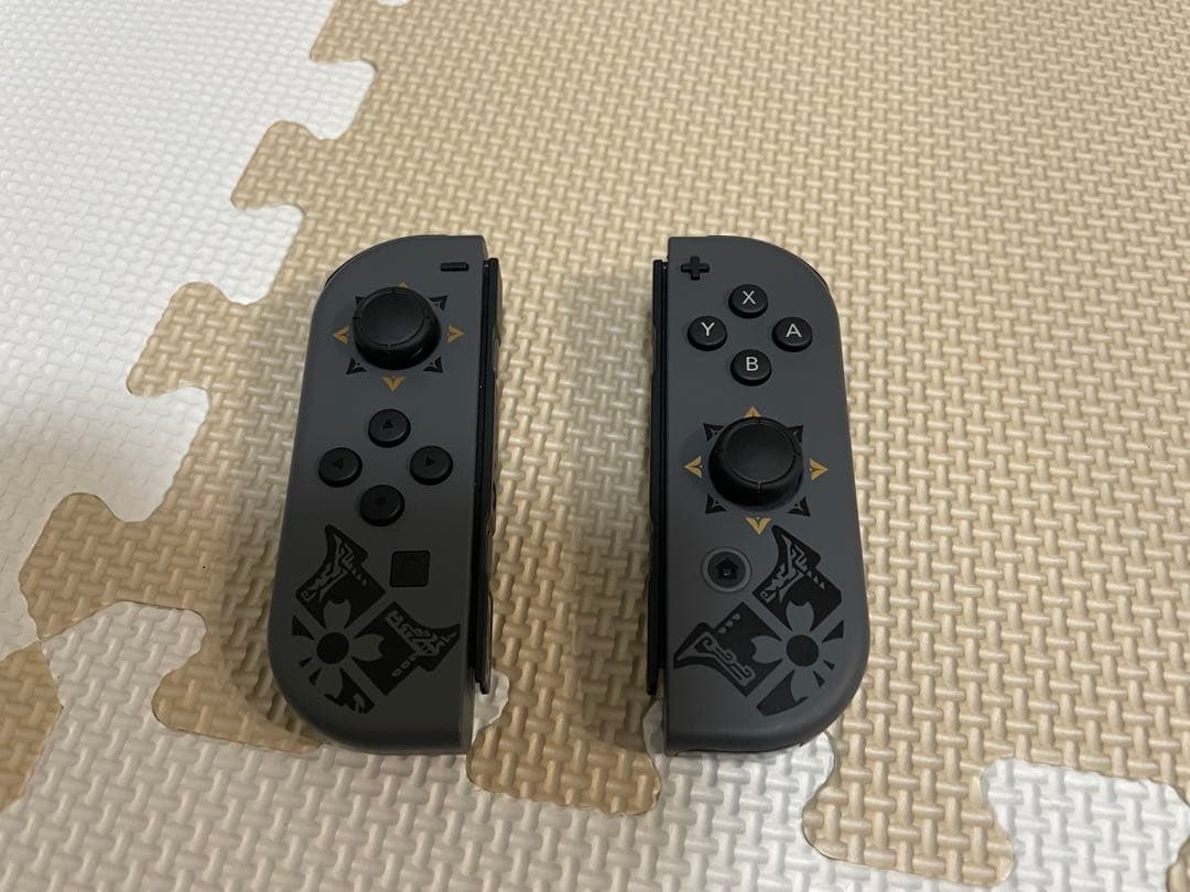 【美品】Nintendo Switch モンハンライズスペシャルエディション