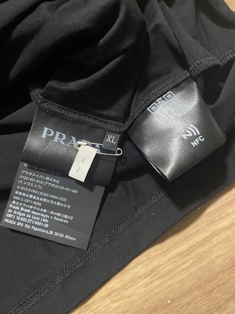 PRADA ブラック 長袖カットソー