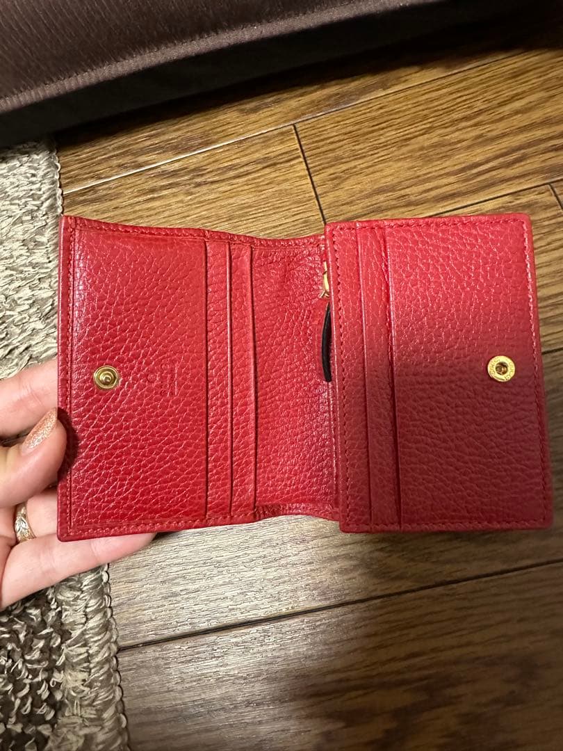 Gucci マーモント　レッド　二つ折り財布 ミニ財布