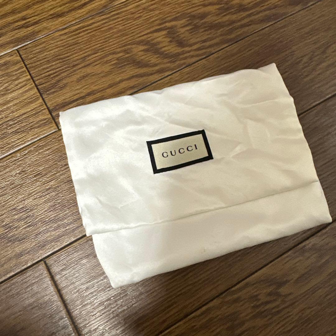 Gucci マーモント　レッド　二つ折り財布 ミニ財布