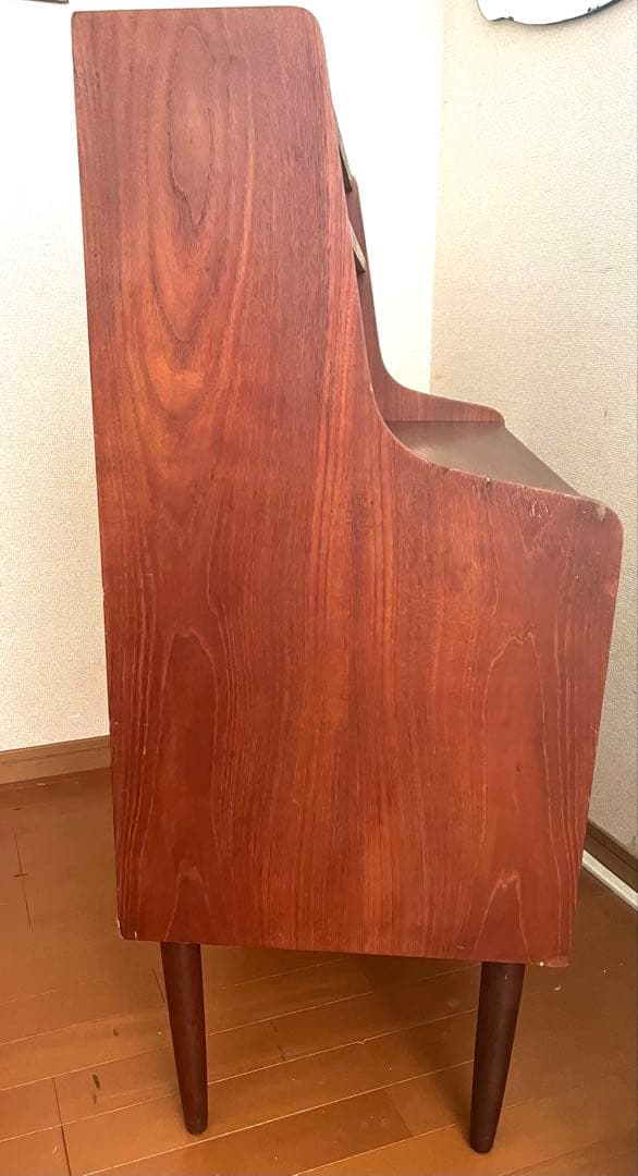 限定値下げしました。ヴィンテージ￼ライティングビューロ　チーク材　デンマーク製