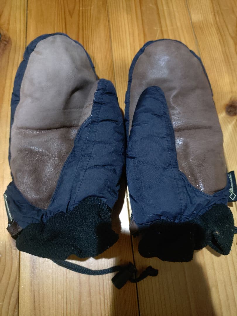 希少 ASHRAM 革製 ゴアテックスグローブ
