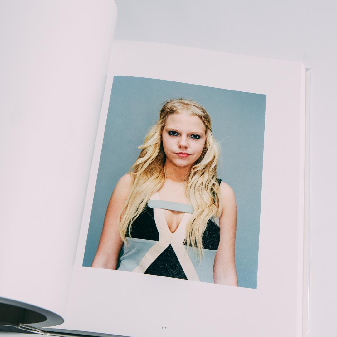 アート・デザイン・音楽 The Louisiana Book Rineke Dijkstra