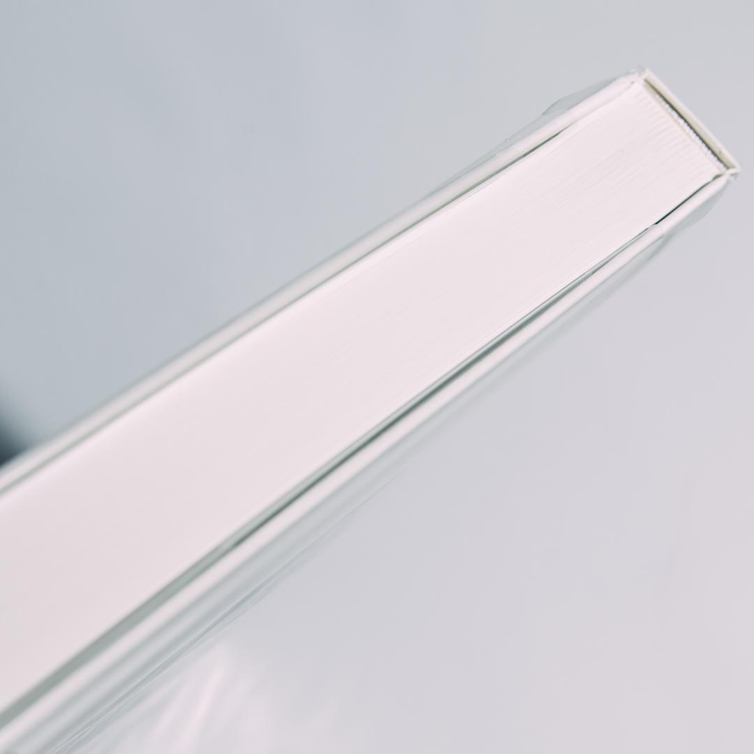 アート・デザイン・音楽 The Louisiana Book Rineke Dijkstra