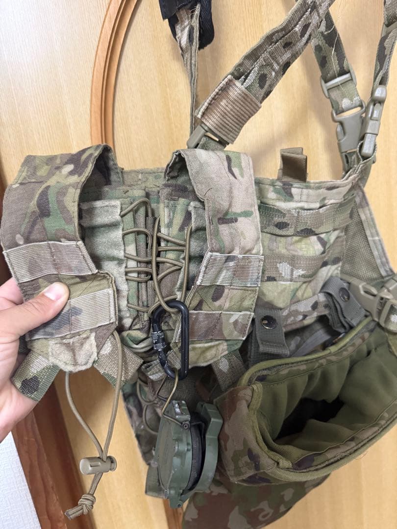 い*の様 アグレッサーグループ　チェストリグ マルチカモ　センタージップ　陸自