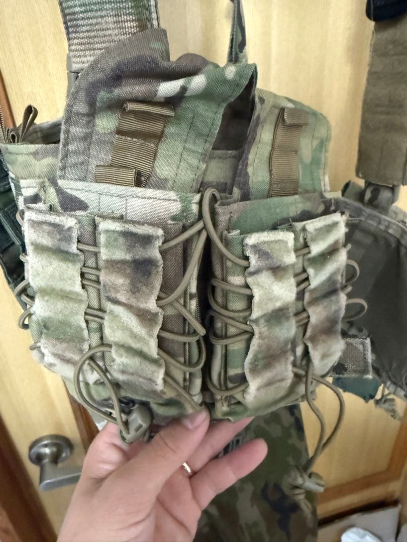 い*の様 アグレッサーグループ　チェストリグ マルチカモ　センタージップ　陸自