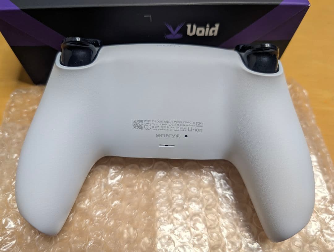 桜の花柄デザインDualSenseワイヤレスコントローラー