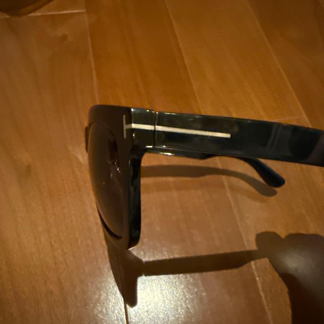 p*s様 ＴＯＭＦＯRＤ　トムフォード　ＴＦ9355 ゴールドメタル