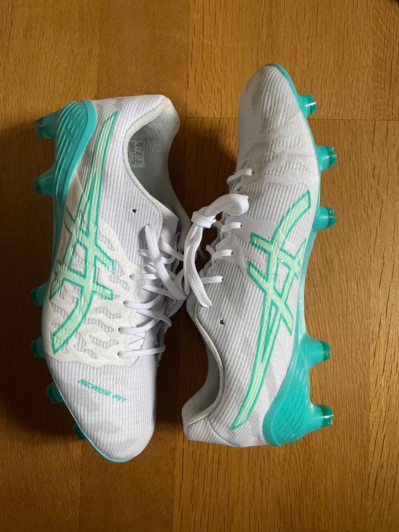 アシックス DS LIGHT ACROS 3 24.5