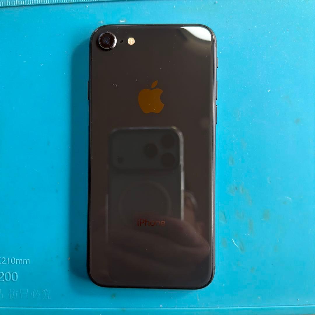 iPhone8 256G グレー バッテリー100% SIMフリー