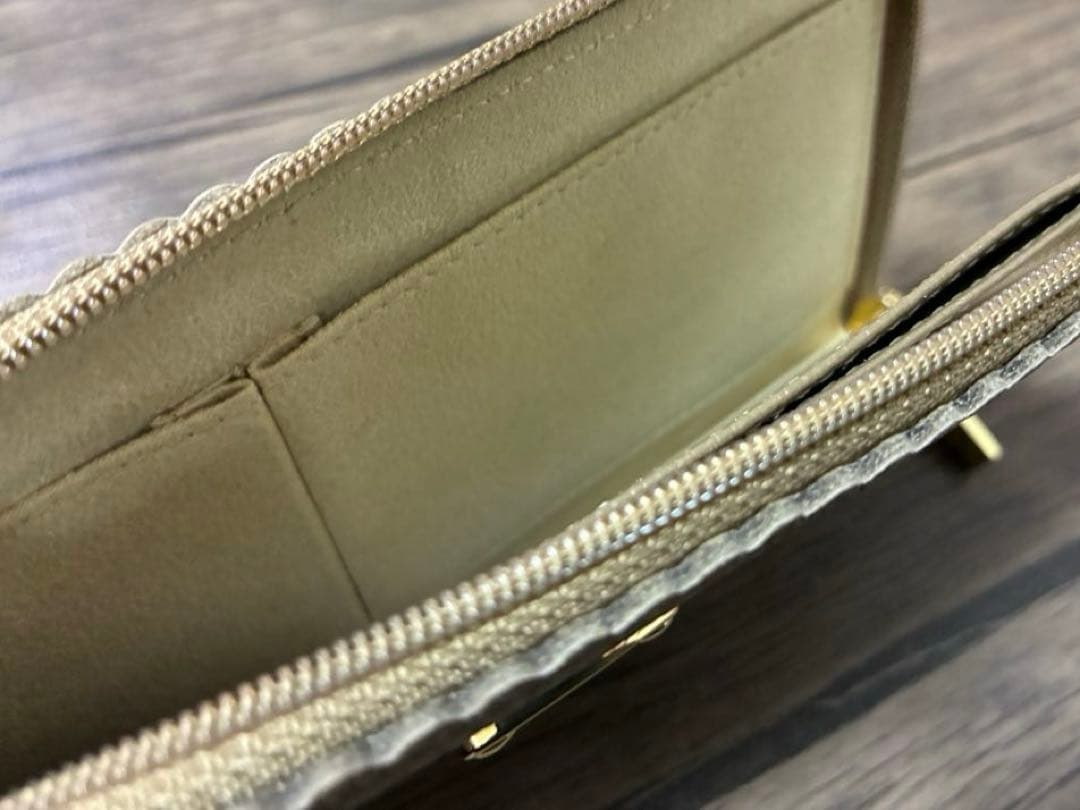 【クロシェ】アタオ　atao 財布