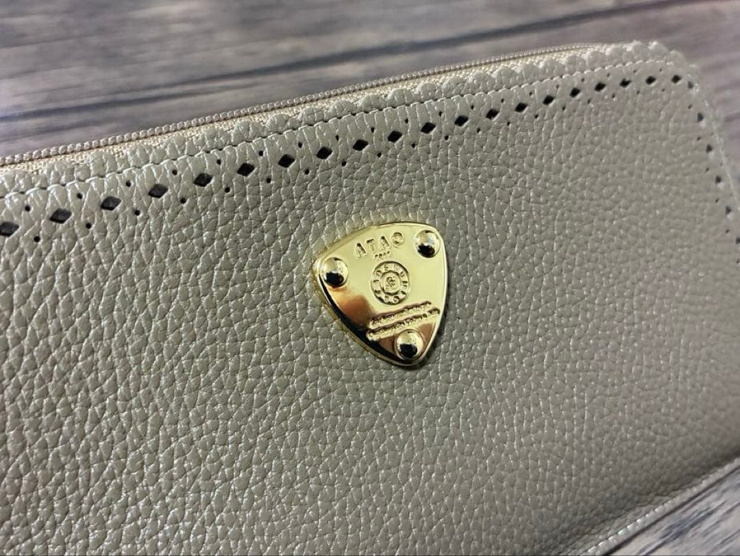 【クロシェ】アタオ　atao 財布