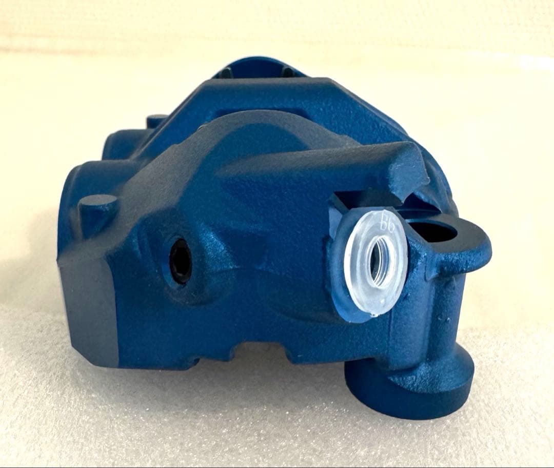  MOTORRAD Mブレーキキャリパー