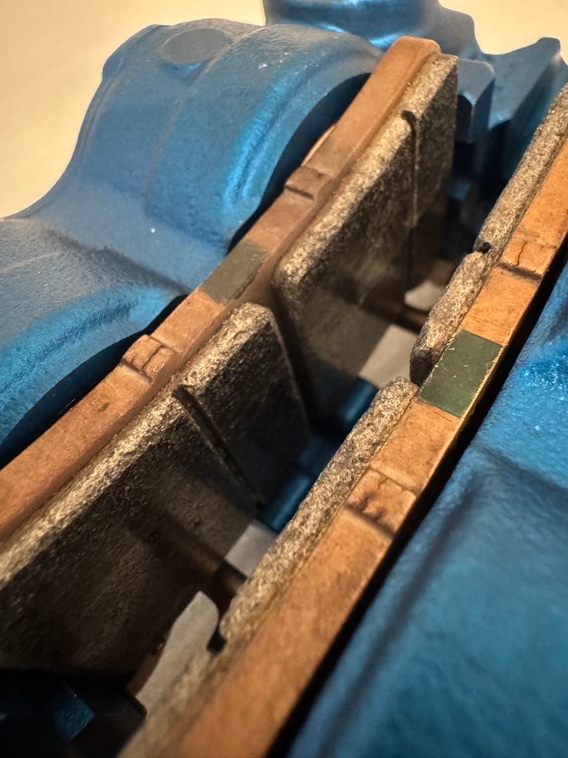  MOTORRAD Mブレーキキャリパー