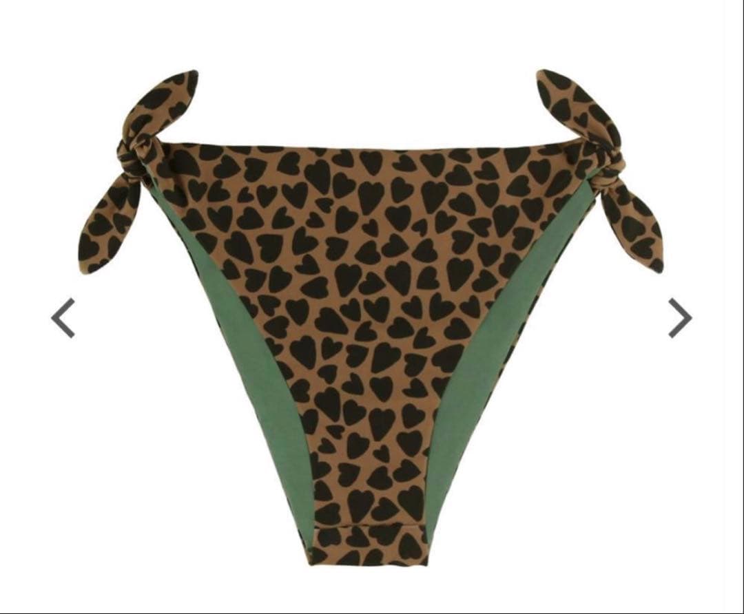 【美品】alexiastam Shelby Loveactually