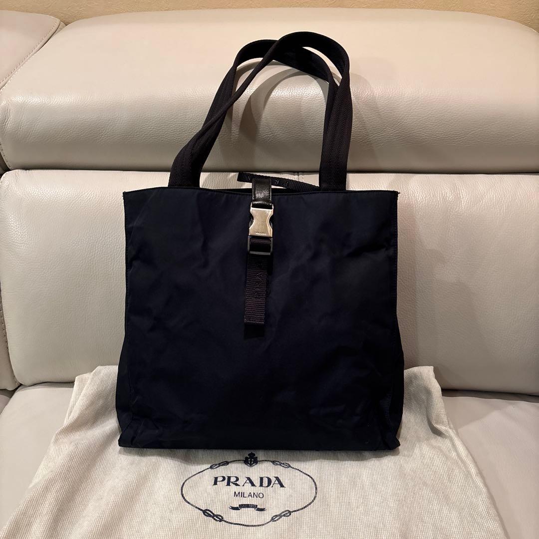 PRADA 黒 ナイロン トートバッグ