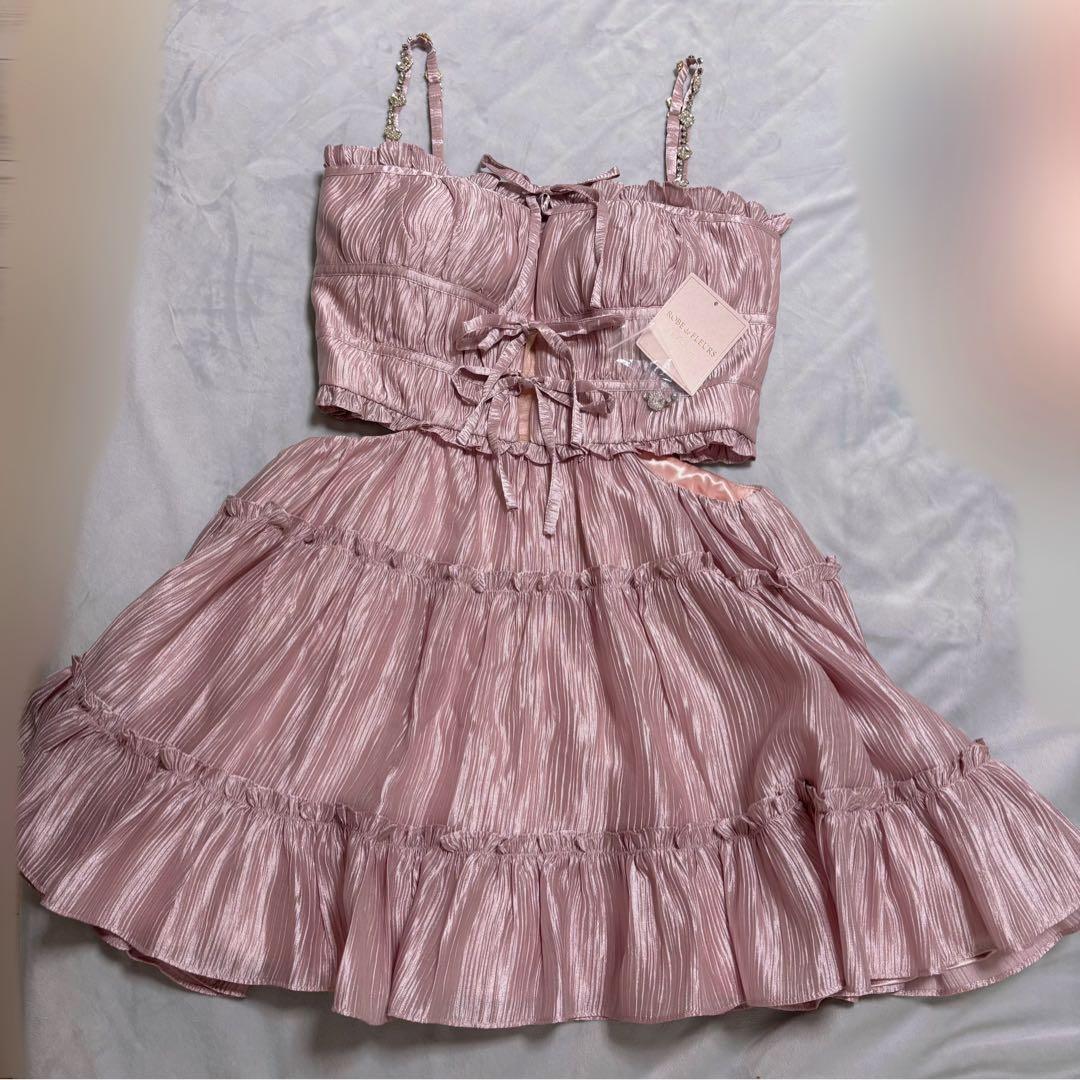 ROBE de FLEURS シャーリングサテンウエストスリットフレアミニ