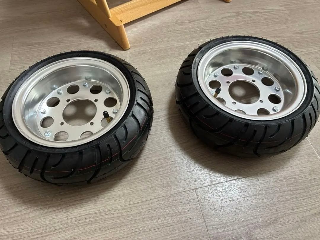 ミニモト モンキーアルミホイール８インチ3.75Ｊ