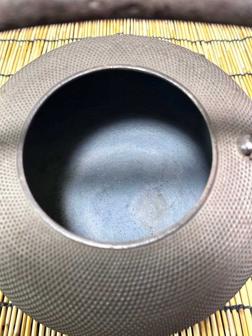 未使用品、共木箱、付属品付　南部照光堂造　１５型アラレ　日々是好日様　売約済み