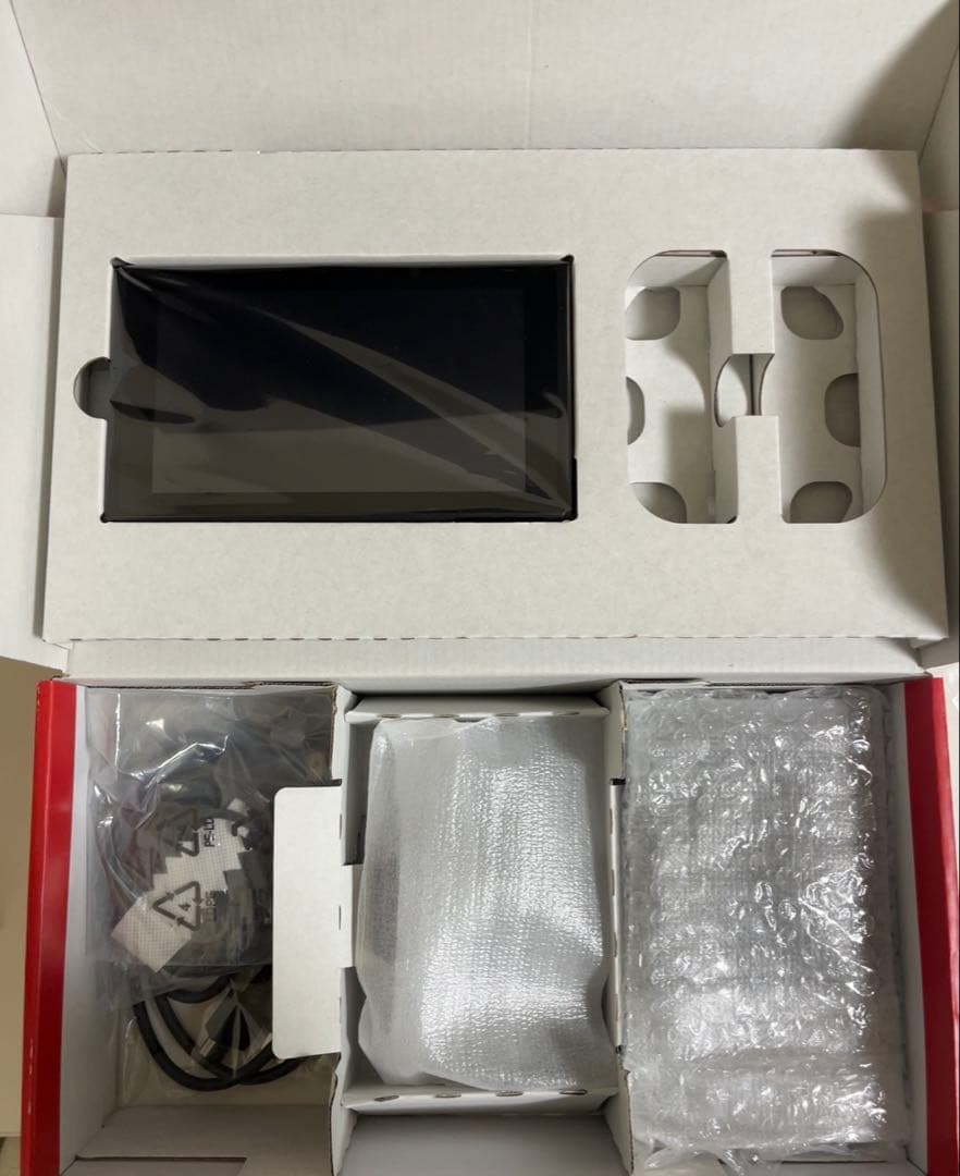 Nintendo Switch 本体(ジョイコン,ストラップなし)