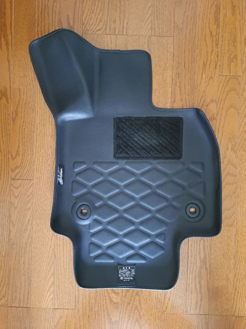 トヨタ ハリアー80　純正　3Dレザー調フロアマット 美品