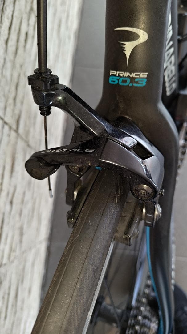 PINARELLO PRINCE 2018モデル カーボンスカイ