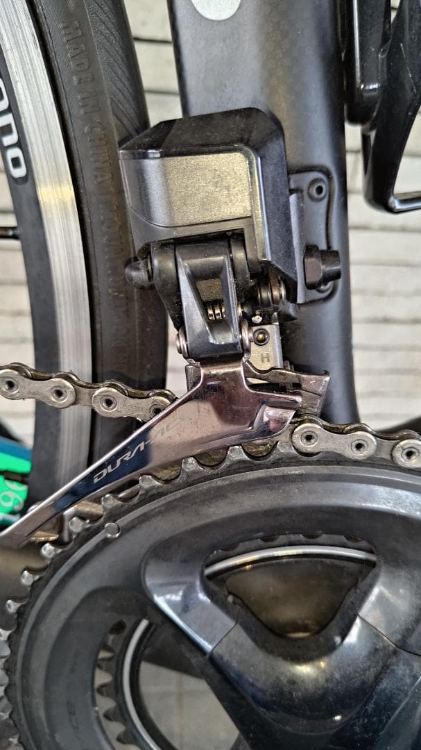 PINARELLO PRINCE 2018モデル カーボンスカイ