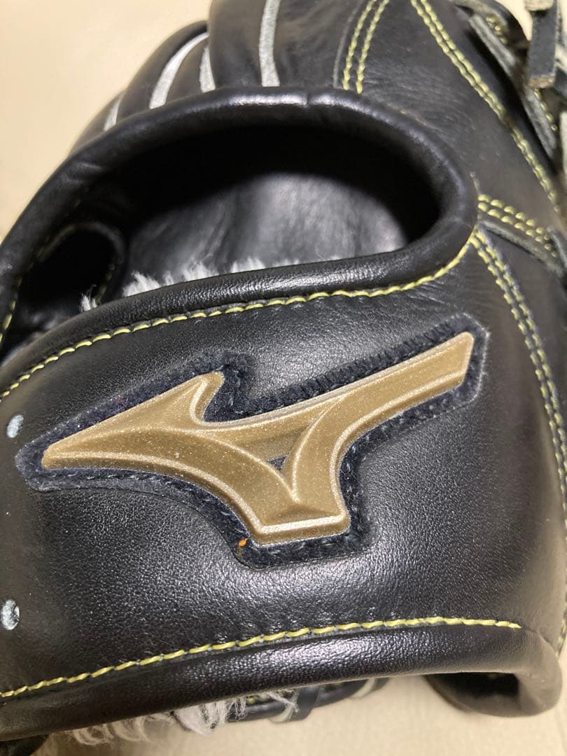 ミズノmizuno 軟式　黒　H selection 03 限定モデル　29cm