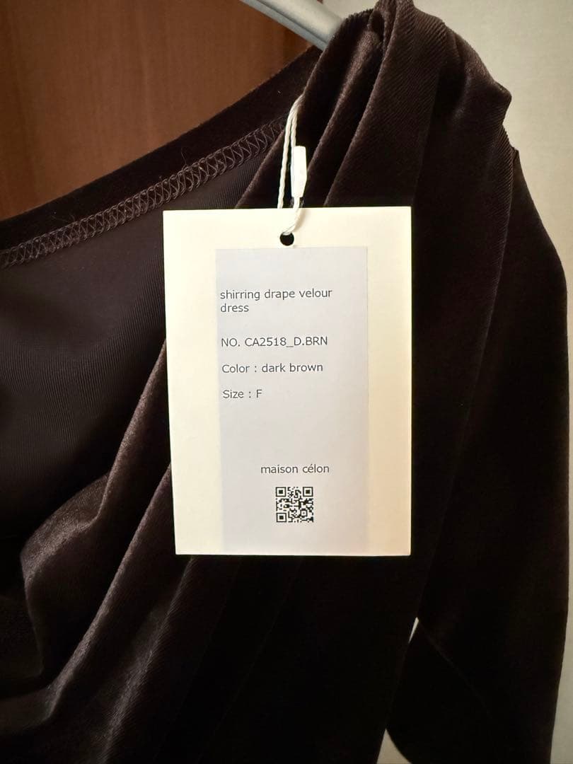 新品タグ付 celon shirring drape velour dress