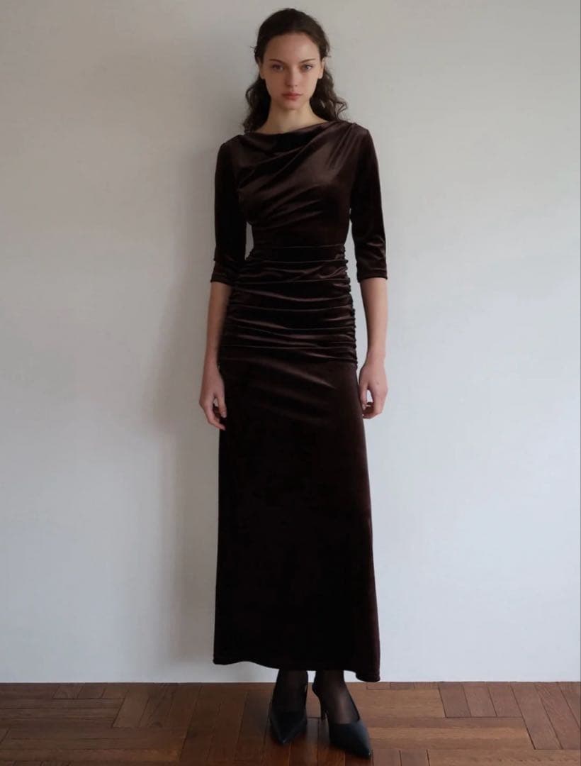 新品タグ付 celon shirring drape velour dress