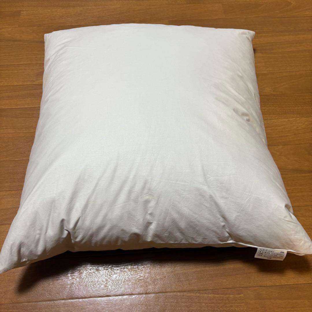 レザークッション 大きめ オフホワイト　未開封