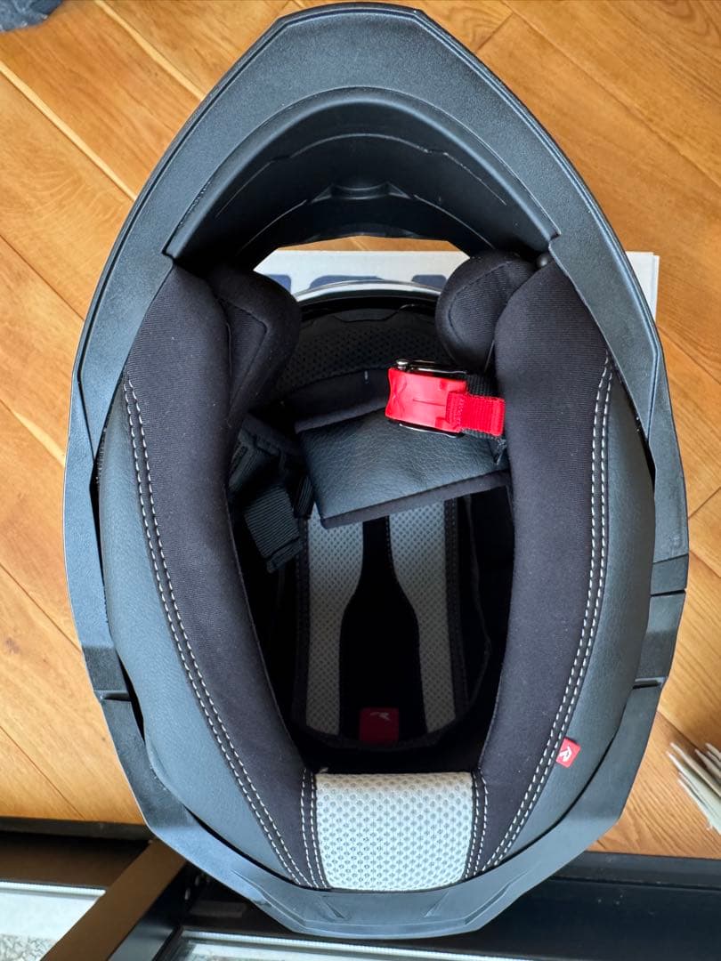 美品Nexx ネックス Y.100R ヘルメット Lサイズ　(令和7年9月購入)