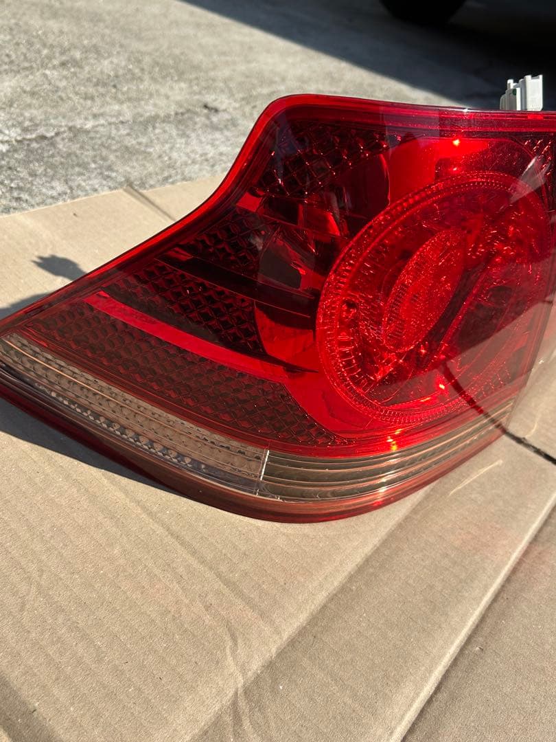 ゼロクラウン　アスリート　後期テールランプ